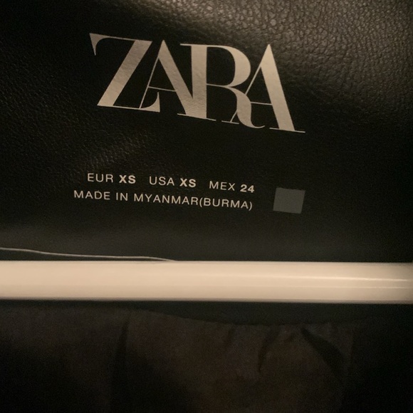 Zara Puffer Coat - Picture 2 of 3